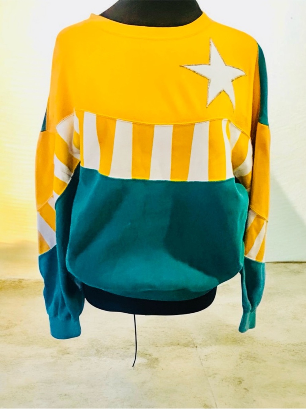 Yves Saint Laurent Vintage Star Color block 80-90’s Sweatshirt M/L